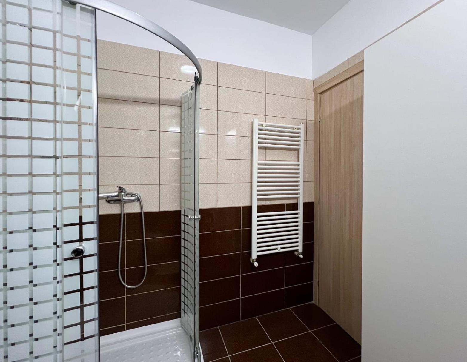Studio Deluxe Uniri Букурещ Екстериор снимка